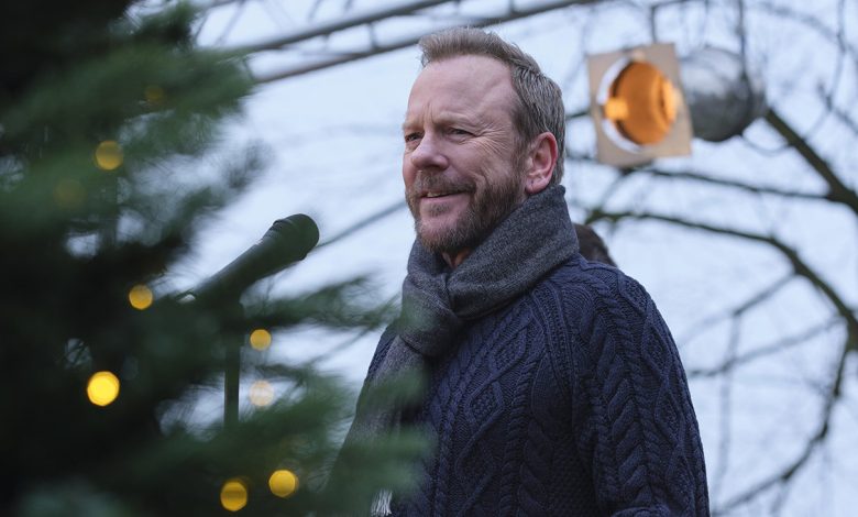 'Tinsel Town'
Courtesy of Brainstorm MediaShare on Facebook
...