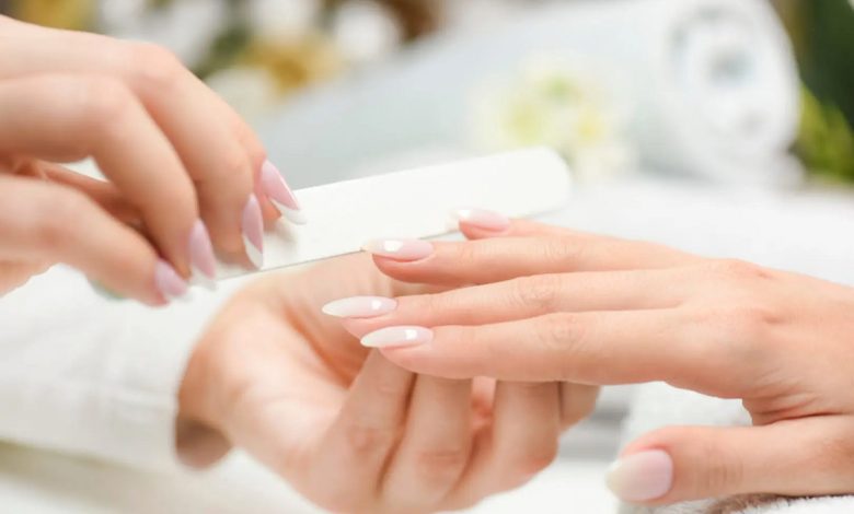 The Ultimate Guide To Achieving Naturally Shiny Nails