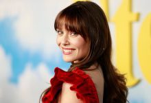 Elizabeth Olsen attends the Los Angeles special screening of A24