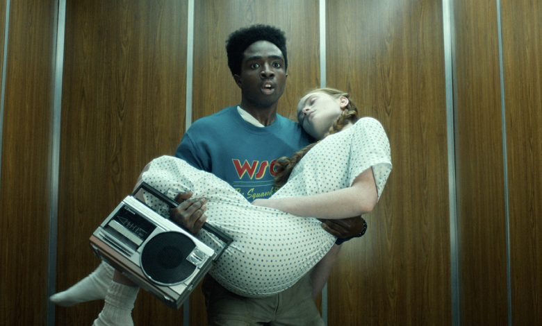 (L to R) Caleb McLaughlin as Lucas Sinclair and Sadie Sink as Max Mayfield in Stranger Things: Season 5.