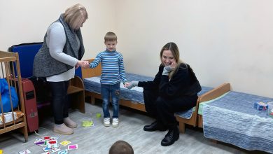 Angelina Jolie’s latest role: visiting a children’s clinic in Ukraine.