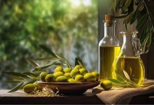 What are the benefits of olive oil for the skin?
