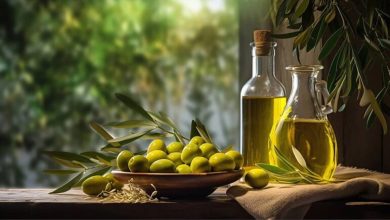 What are the benefits of olive oil for the skin?