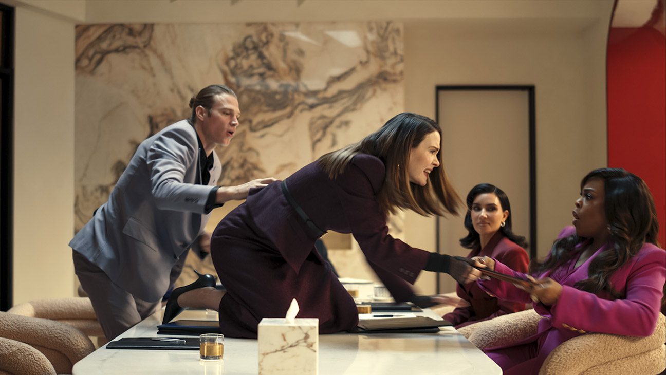 Matthew Noszka, Sarah Paulson, Kim Kardashian, Niecy Nash in All's Fair