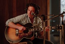 Jeremy Allen White as Bruce Springsteen in Springsteen: Deliver Me From Nowhere.