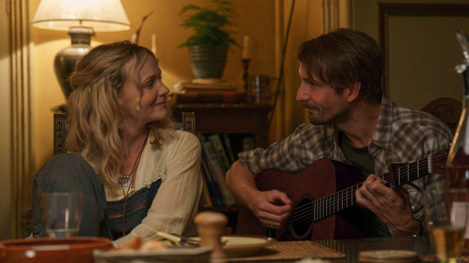 Carey Mulligan as Nell and Tim Basden as Herb in 'The Ballad of Wallis Island'.