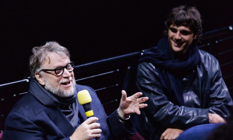 Guillermo del Toro Says “There’s No Substitute” for Watching Films on the Big Screen While Introducing ‘Frankenstein’ With Jacob Elordi