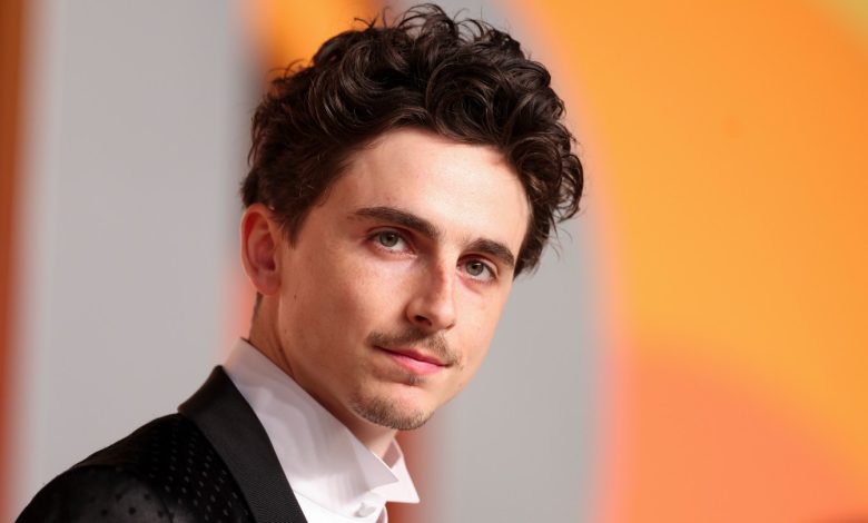 Timothée Chalamet at the 2025 Vanity Fair Oscar Party. Hosted By Radhika Jones held at Wallis Annenberg Center for the Performing Arts on March 02, 2025 in Beverly Hills, California. (Photo by Christopher Polk/Variety via Getty Images)