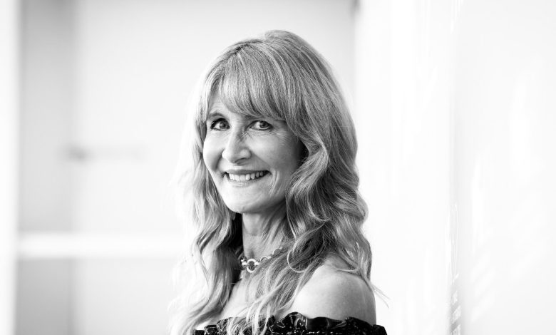 Laura Dern Reflects on a Year of Personal Grief, Industry Anxiety and Great Movies