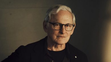 Victor Garber