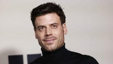 François Arnaud on ‘Heated Rivalry’ Success and Defending His Costars