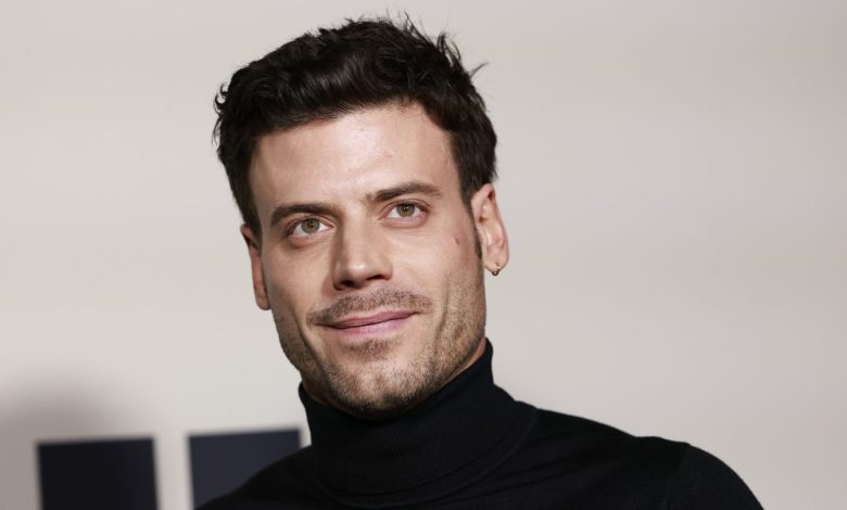 François Arnaud on ‘Heated Rivalry’ Success and Defending His Costars