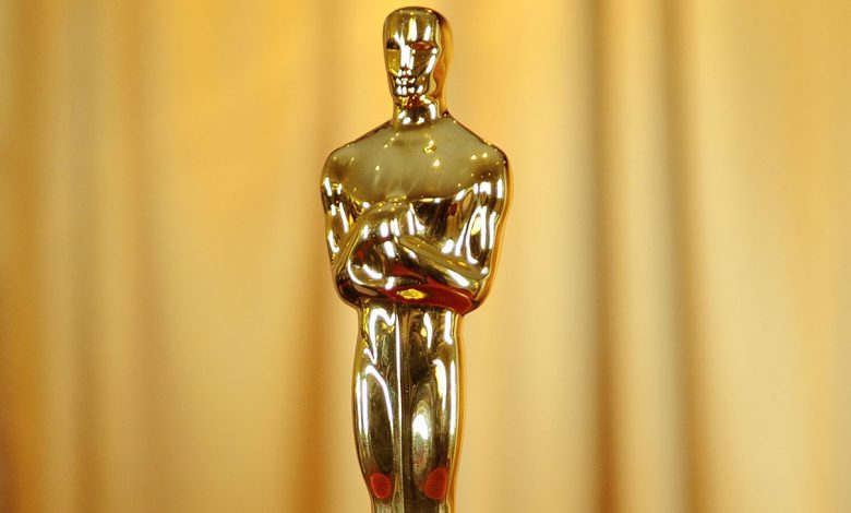 Oscar Statuette