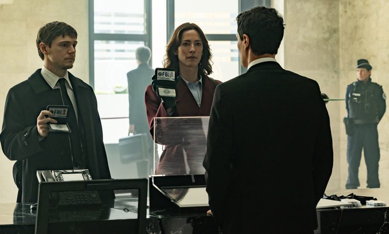 Rebecca Hall and Evan Peters in