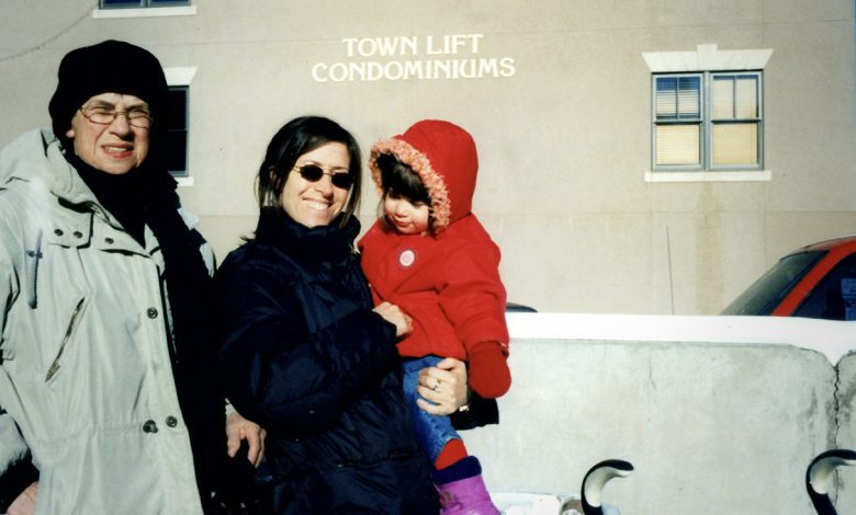 Rena Ronson with her mother, Joyce, and her daughter, Bella