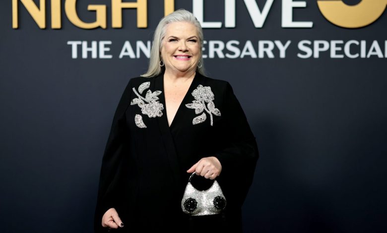 ‘The ‘Burbs’ Star Paula Pell Is In Her Prime